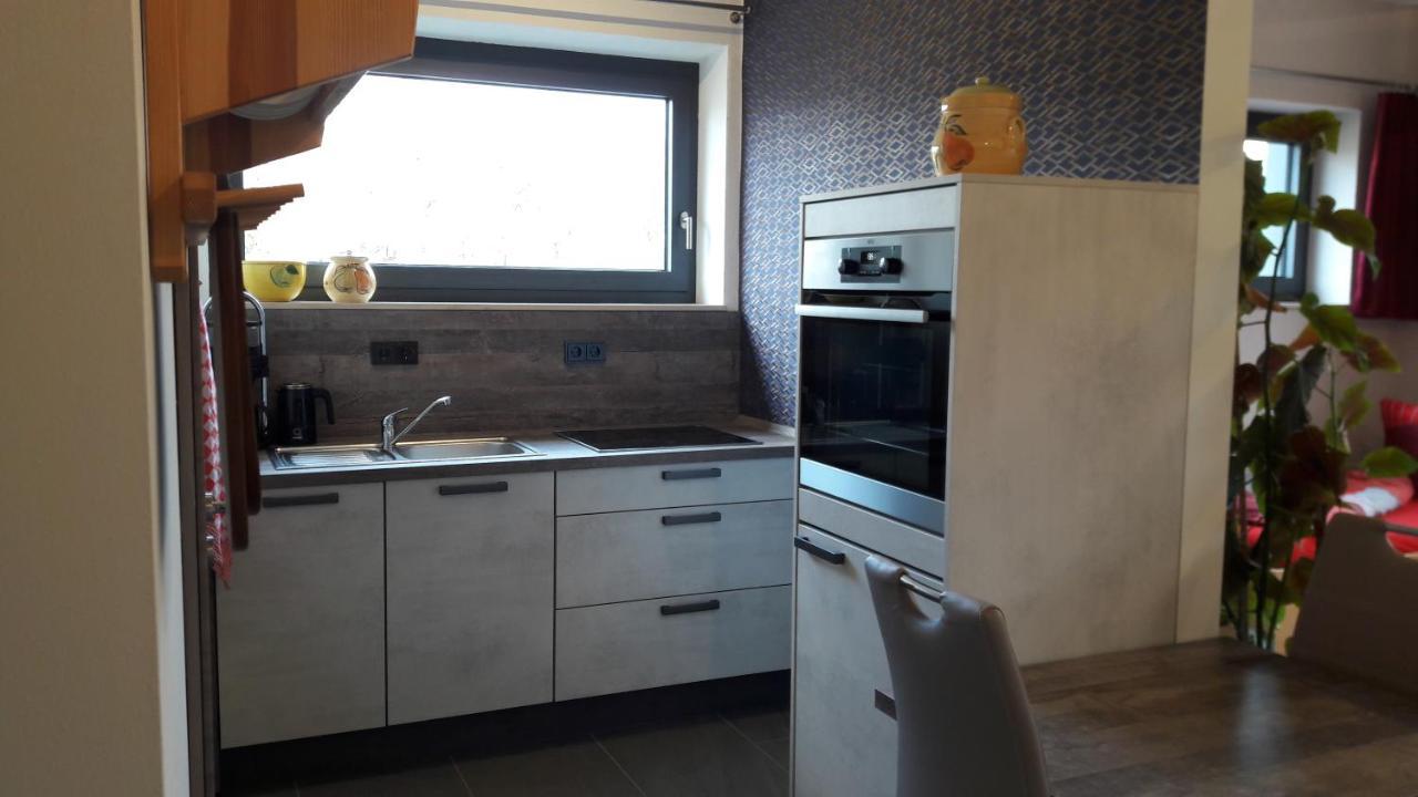 Apartment Am Eck Schmölln Esterno foto